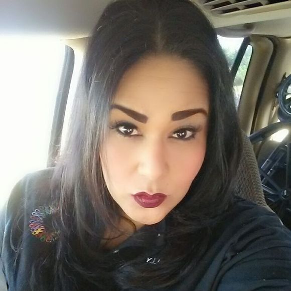 Meet your Posher, Kelly - Picture 1 of 1